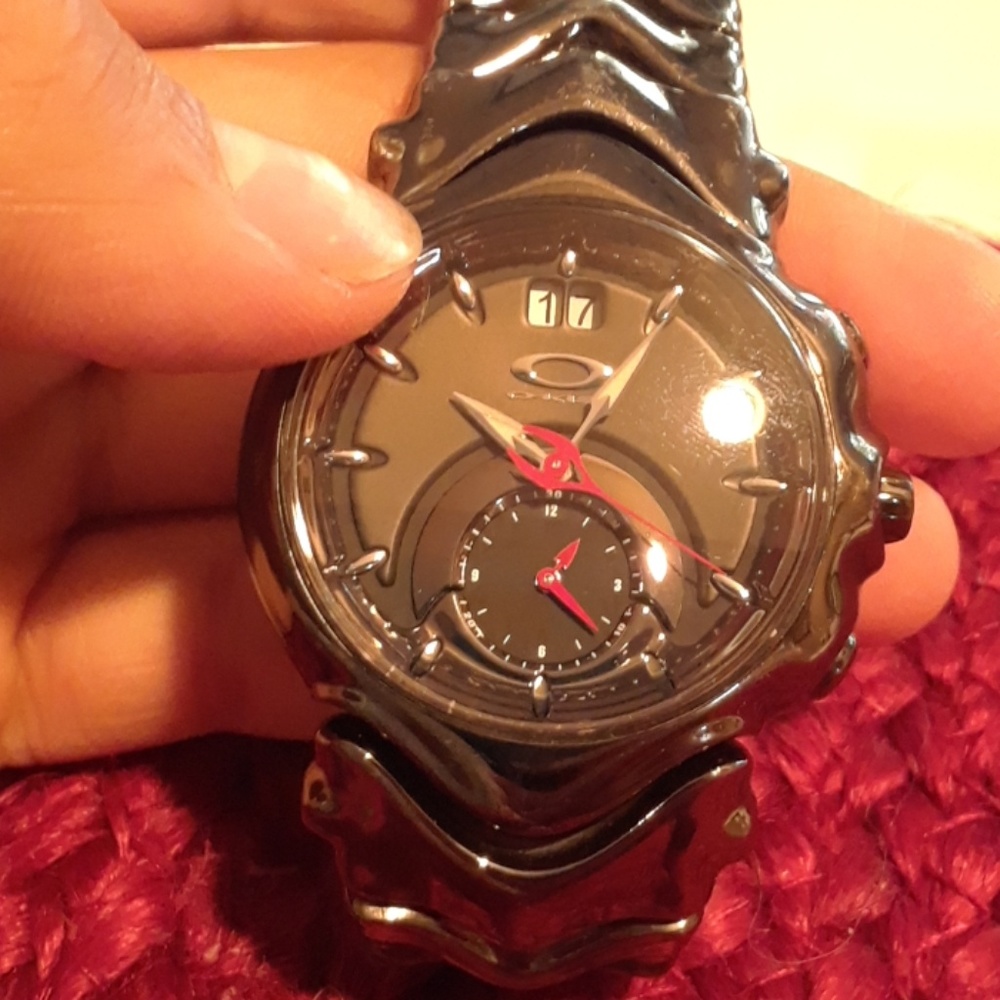 Oakley gun metal judge watch for men